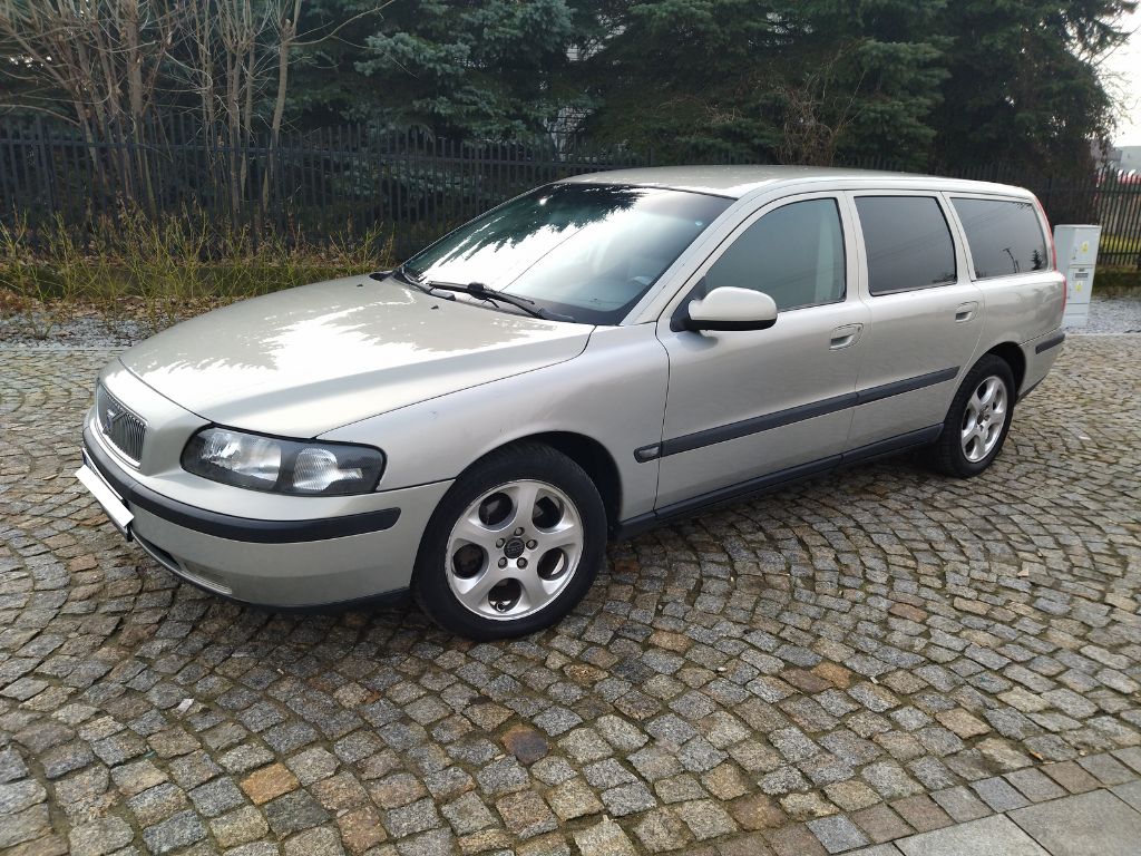 Volvo V70 2002r.