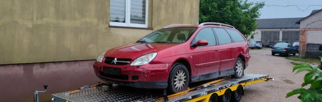 Citroën C5 z rocznika 2003 skupiony w Ciechanowie